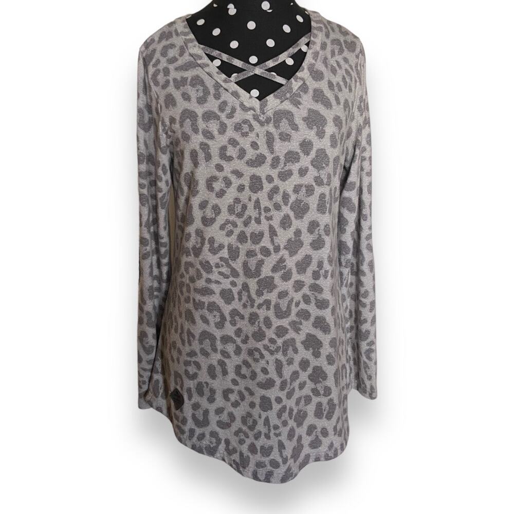 Simply Southern Womens Tunic Size Small Gray Leopard Print Sequined Elbows Top‎